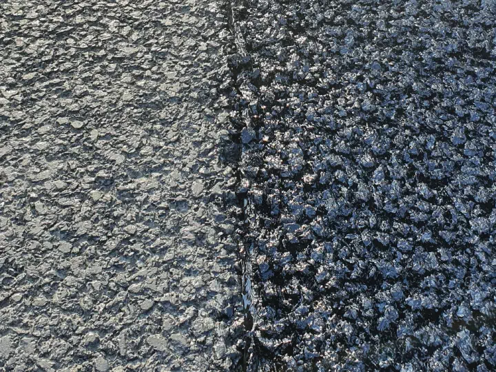 The joint along the edge of the layer being laid.